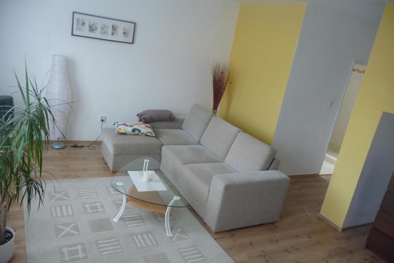 Ubytovanie City Apartman Trencianske Teplice Exterior photo